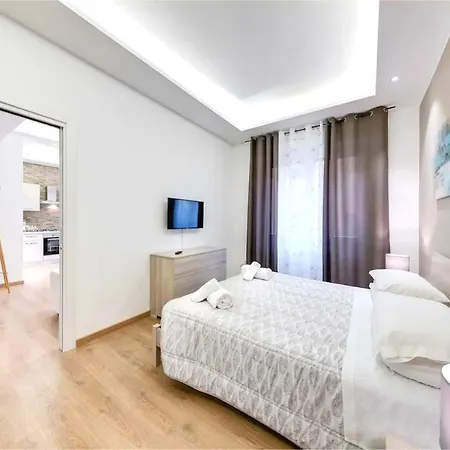 Ariston - Ciclabile In Centro A סנרמו